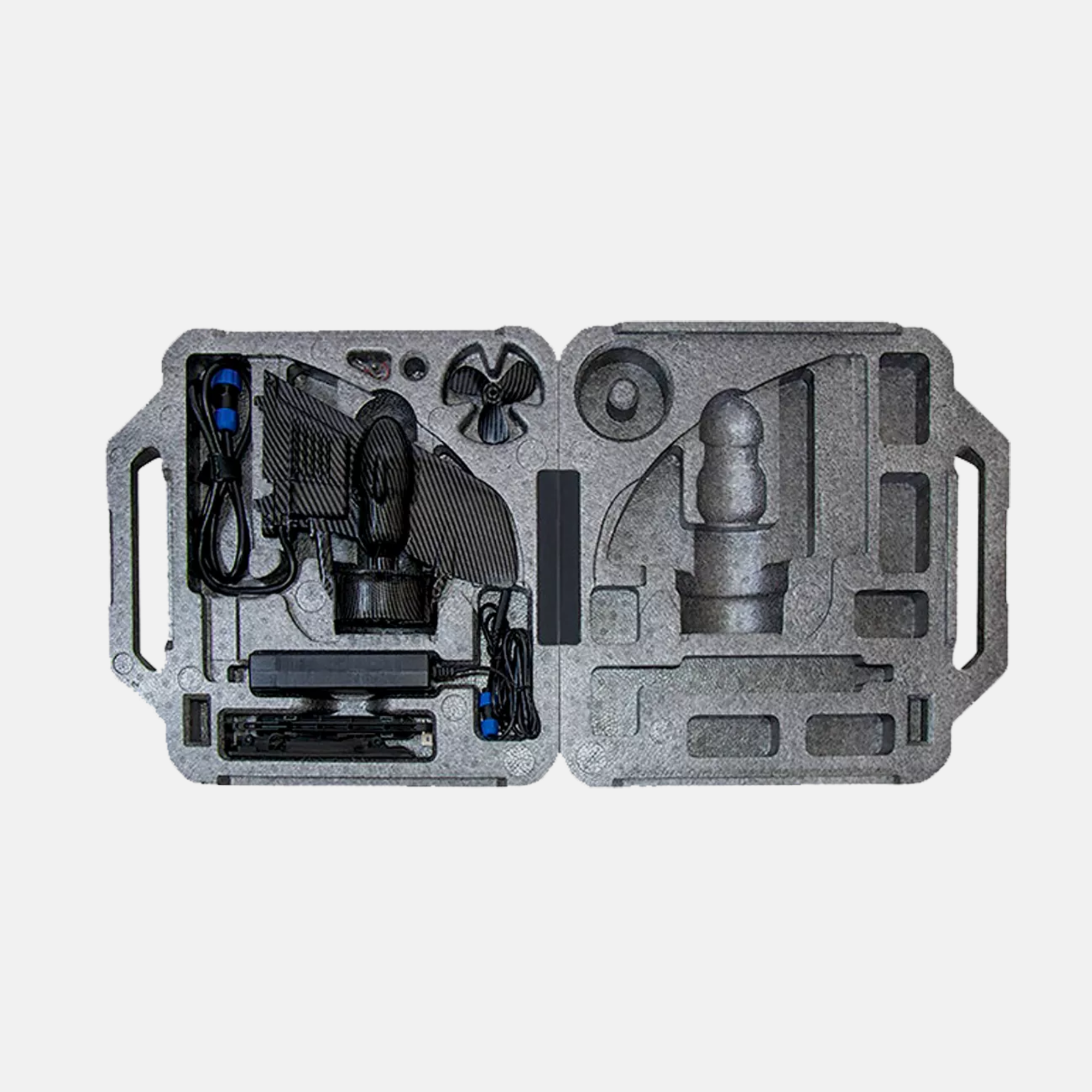 E-Finne im Koffer verpackt mit Ersatzpropeller. 